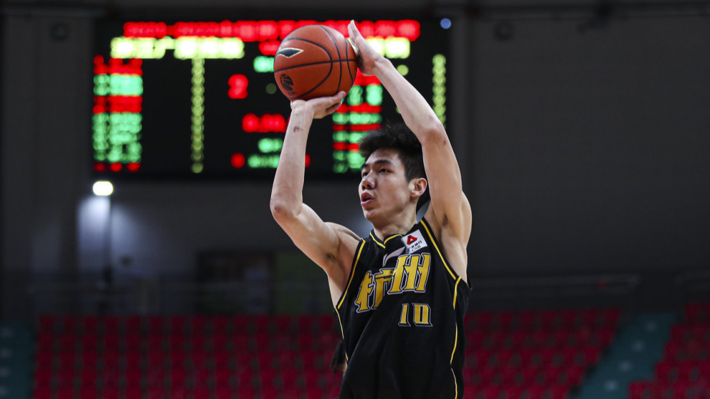  勒沃库森小将横空出世，连续三场造关键球  